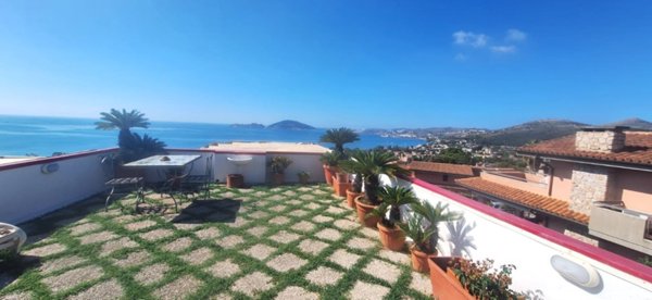 casa indipendente in vendita a Formia