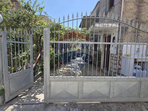 casa indipendente in vendita a Formia