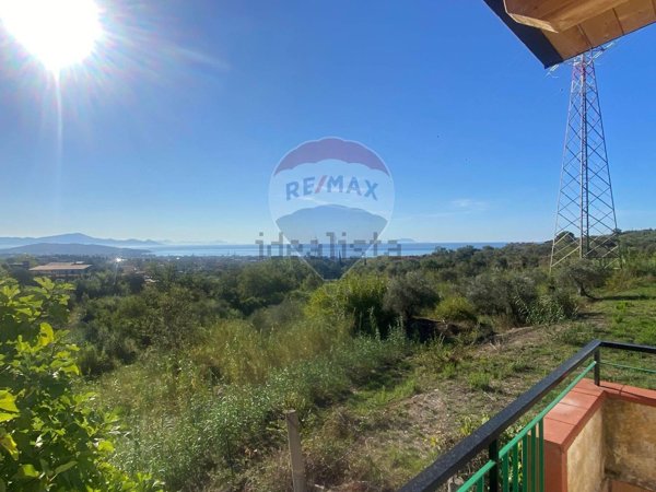 casa indipendente in vendita a Formia