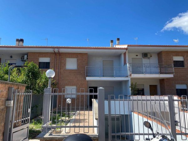 casa indipendente in vendita a Formia in zona Penitro