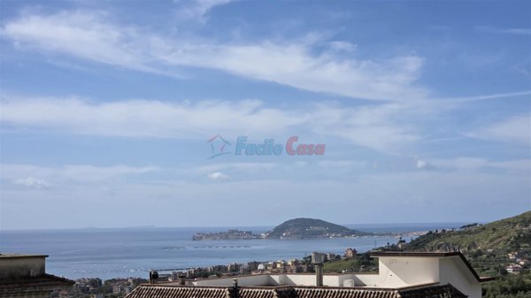 appartamento in vendita a Formia in zona Marànola