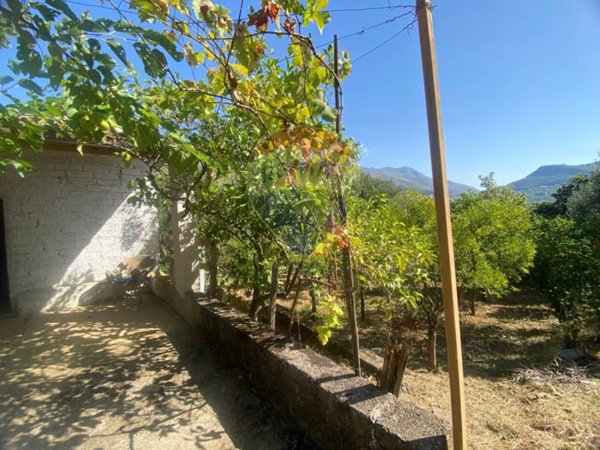 casa indipendente in vendita a Formia in zona Marànola