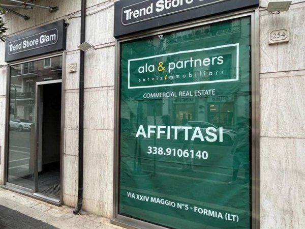 negozio in vendita a Formia