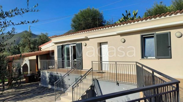 casa indipendente in vendita a Formia