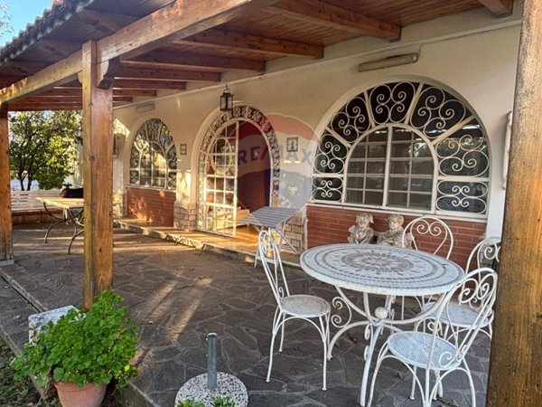 casa indipendente in vendita a Formia