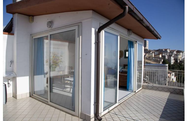 casa indipendente in vendita a Formia in zona Castellonorato