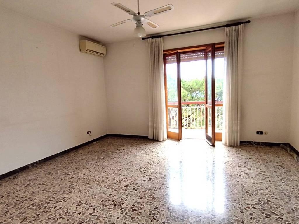 appartamento in vendita a Formia in zona Castellonorato