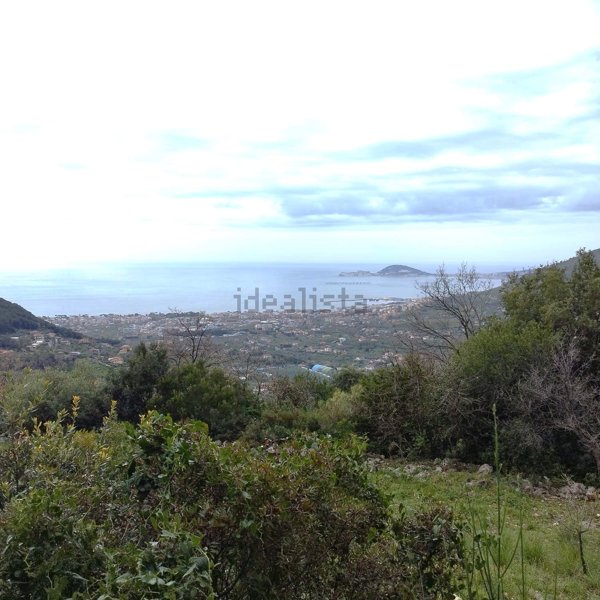 appartamento in vendita a Formia in zona Marànola