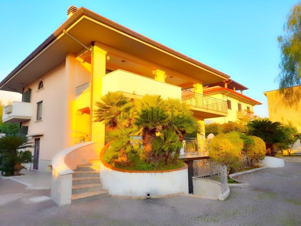 casa indipendente in vendita a Formia