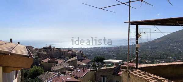 appartamento in vendita a Formia in zona Marànola