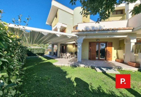 casa indipendente in vendita a Formia in zona Penitro
