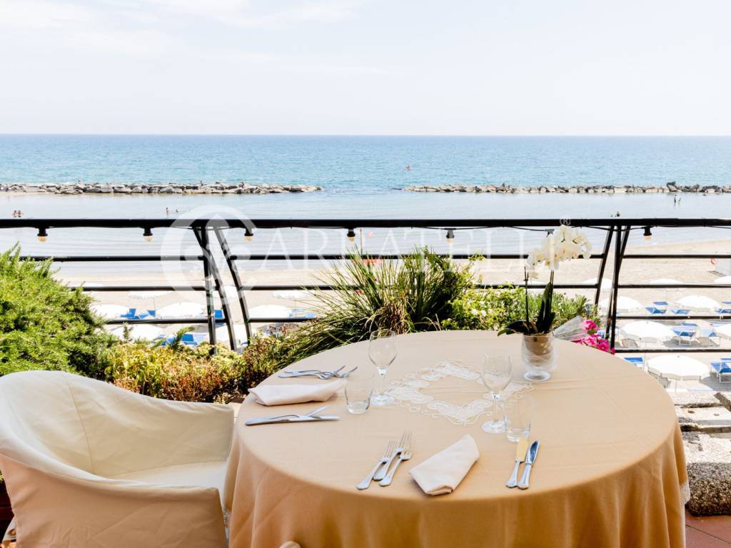 negozio in vendita a Formia