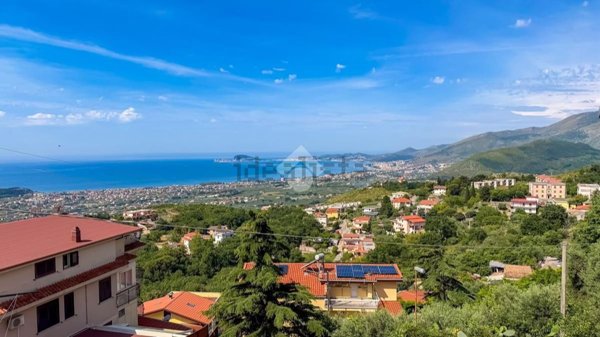 appartamento in vendita a Formia in zona Castellonorato