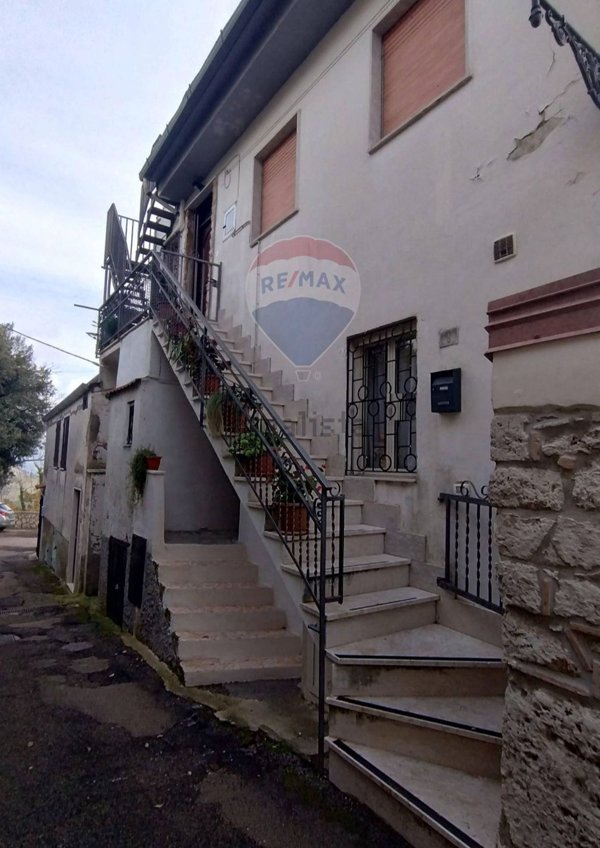 appartamento in vendita a Formia in zona Castellonorato