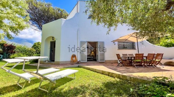 casa indipendente in vendita a Formia