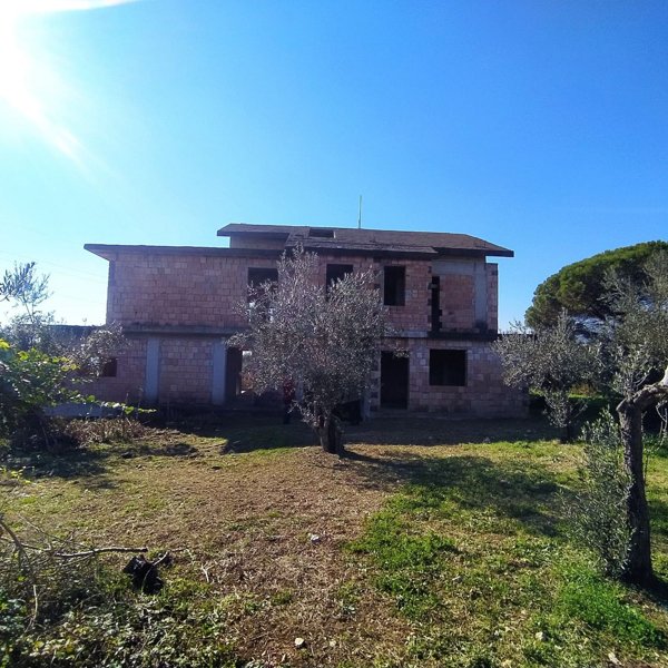 casa indipendente in vendita a Formia