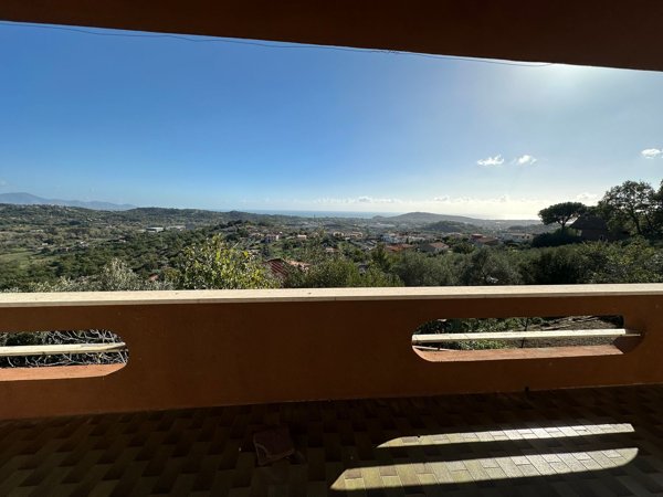 casa indipendente in vendita a Formia