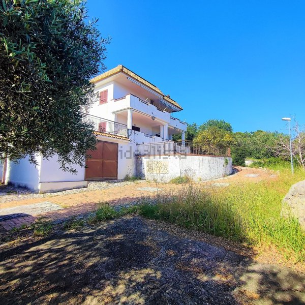 casa indipendente in vendita a Formia