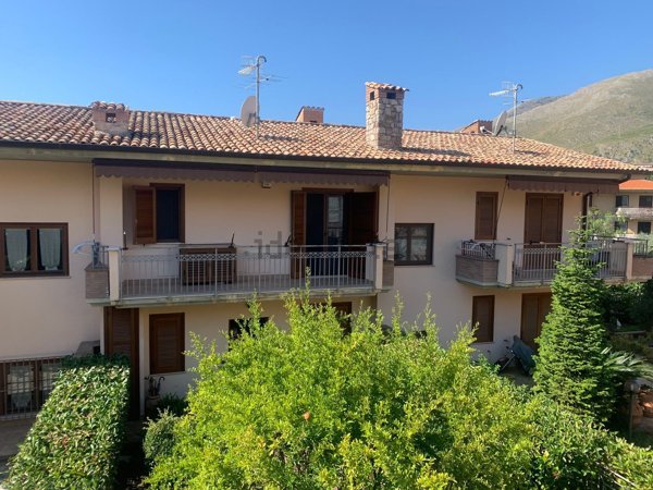 casa indipendente in vendita a Formia