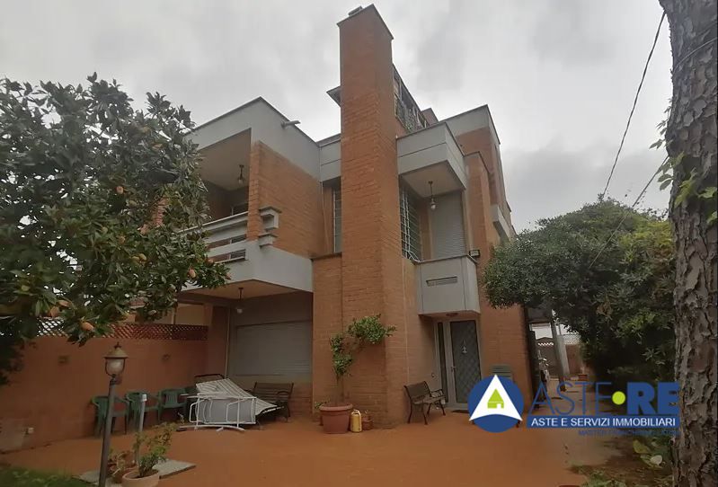 casa indipendente in vendita a Formia