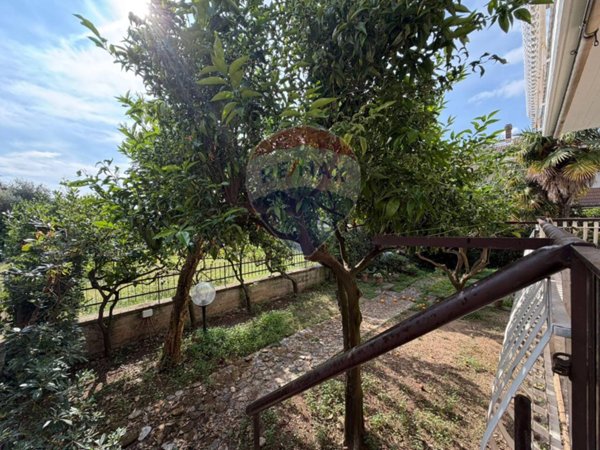 casa indipendente in vendita a Formia