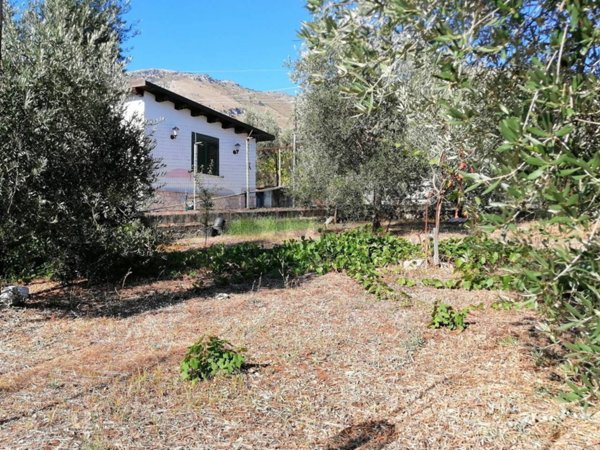 casa indipendente in vendita a Formia