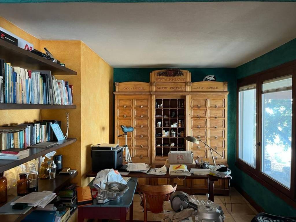 casa indipendente in vendita a Formia in zona Castellonorato