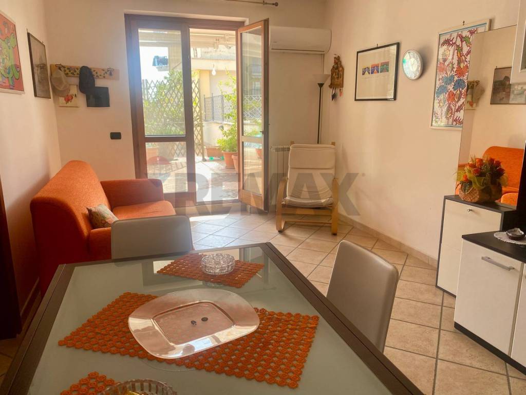 casa indipendente in vendita a Formia in zona Acquatraversa