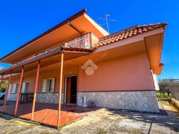 casa indipendente in vendita a Formia