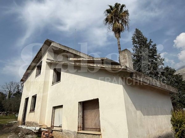 casale in vendita a Formia