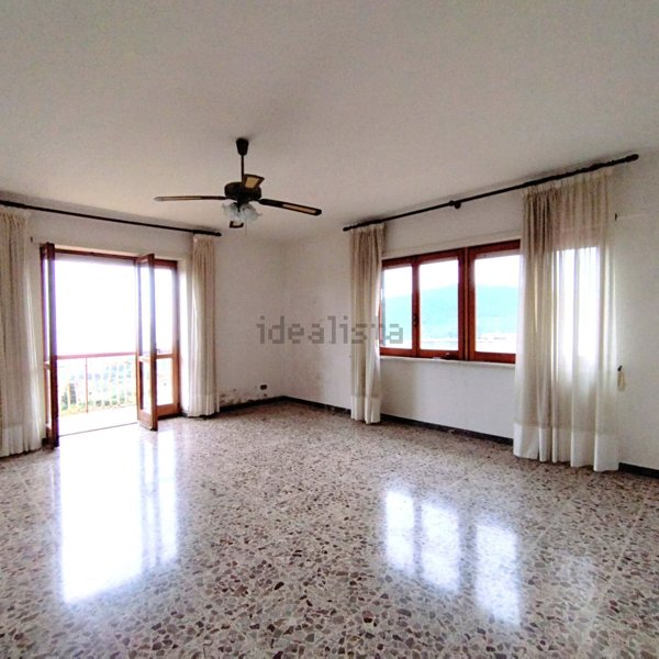 appartamento in vendita a Formia in zona Castellonorato