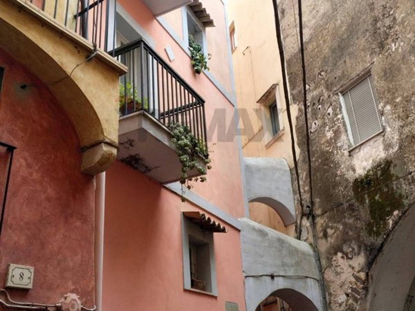 casa indipendente in vendita a Formia