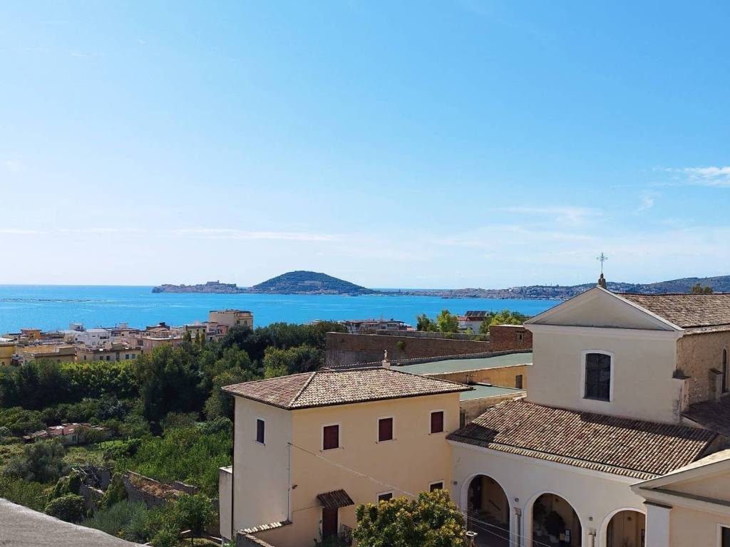 appartamento in vendita a Formia