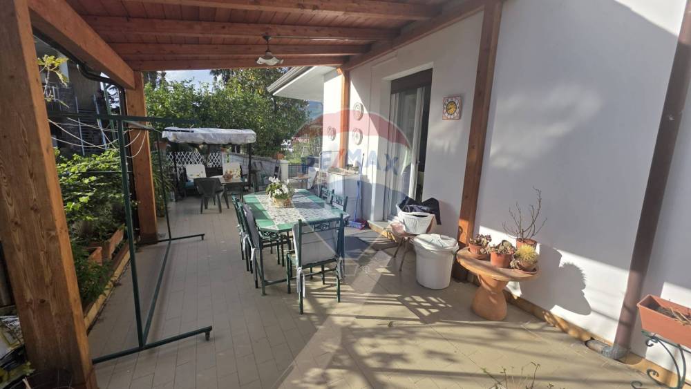 casa indipendente in vendita a Formia