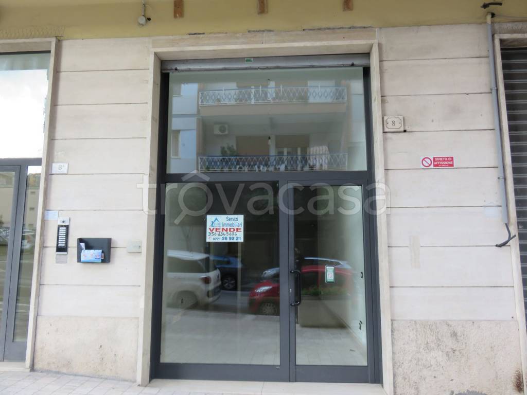 negozio in vendita a Formia