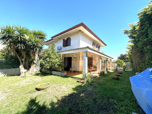 casa indipendente in vendita a Formia