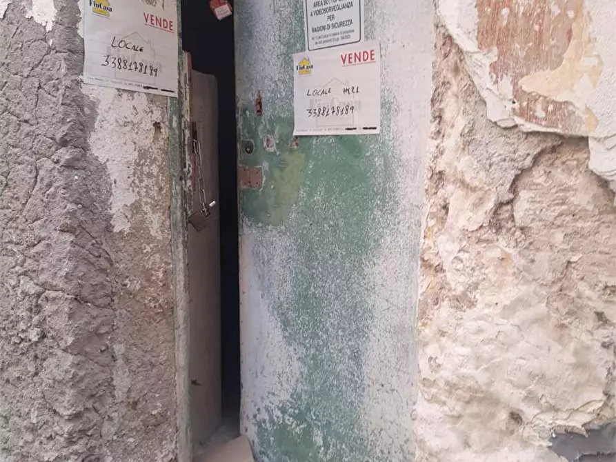 negozio in vendita a Formia