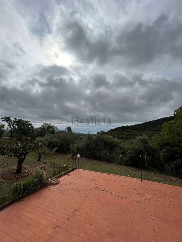 casa indipendente in vendita a Formia in zona Castellonorato