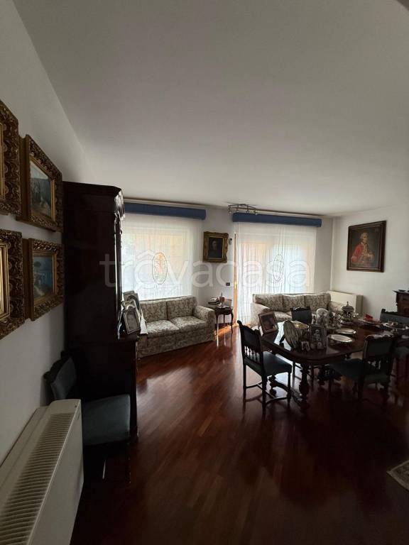 casa indipendente in vendita a Formia