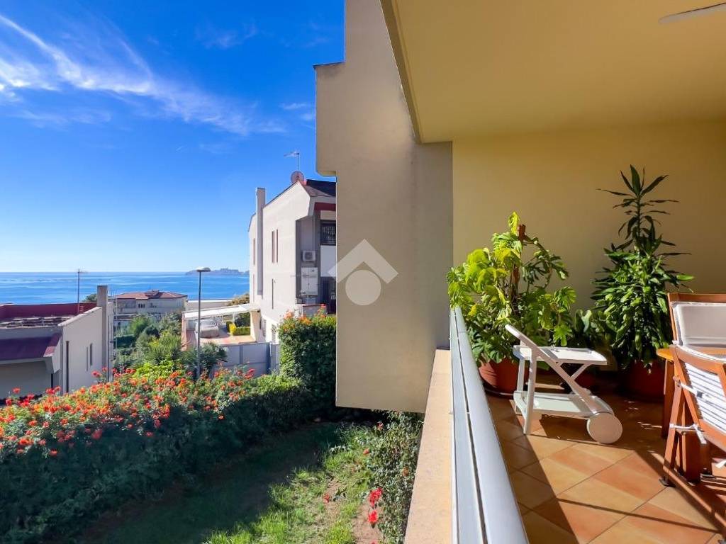 casa indipendente in vendita a Formia