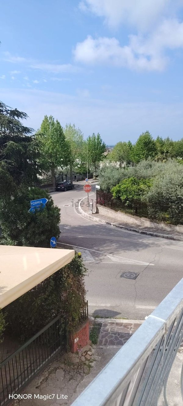 appartamento in vendita a Formia in zona Penitro