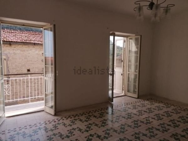 casa indipendente in vendita a Formia in zona Trivio