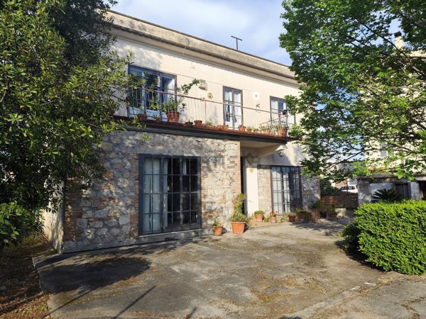 casa indipendente in vendita a Formia