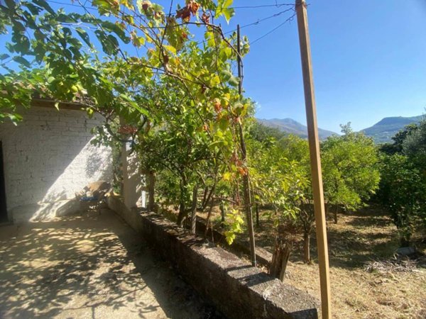 casa indipendente in vendita a Formia in zona Marànola