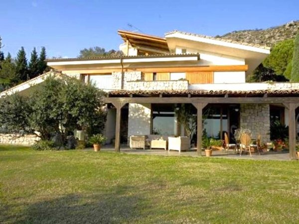 casa indipendente in vendita a Formia
