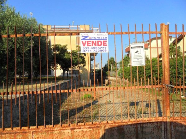 negozio in vendita a Formia