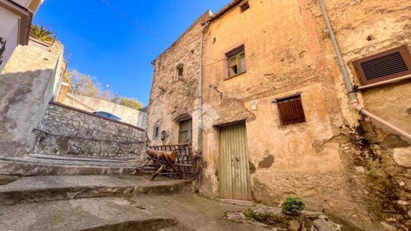 appartamento in vendita a Formia in zona Marànola