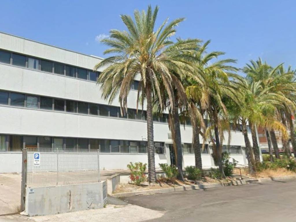 intera palazzina in vendita a Formia in zona Acquatraversa