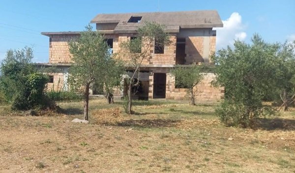 casa indipendente in vendita a Formia in zona Acquatraversa