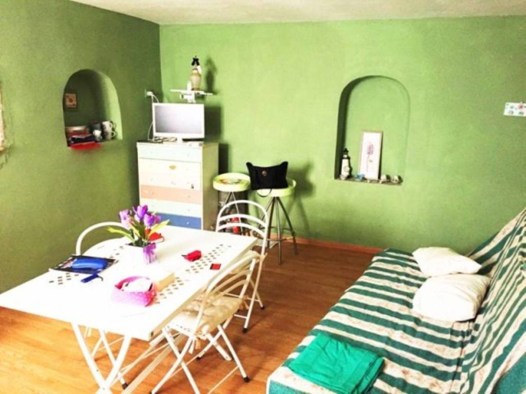 appartamento in vendita a Formia in zona Castellonorato